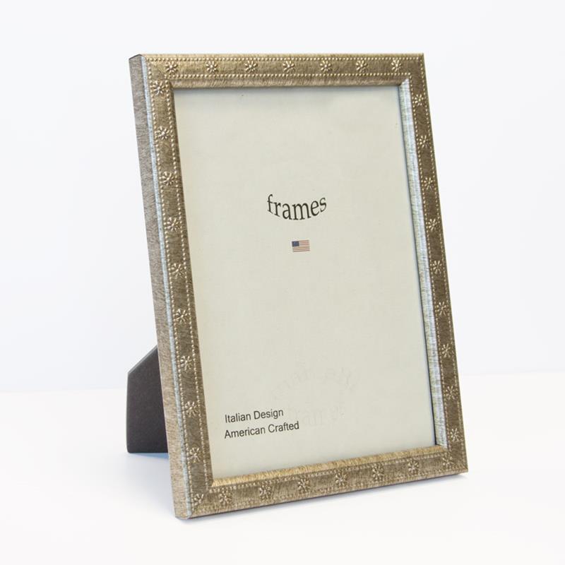 Marcelli Silver 5x7 Ready Made Wood Frame - style 100857 | Frame It Waban Gallery